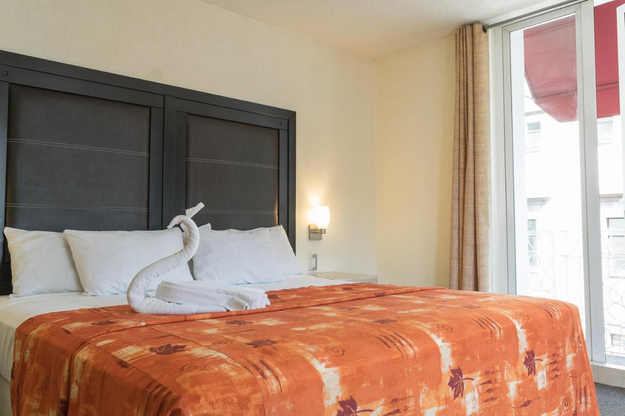 Hotel Posada Guadalupe ปวยบลา ภายนอก รูปภาพ