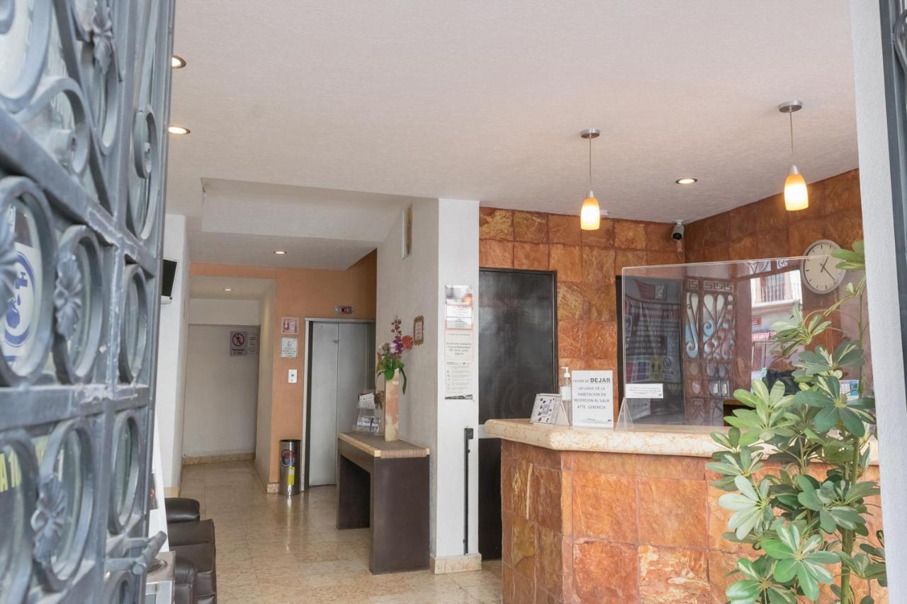Hotel Posada Guadalupe ปวยบลา ภายนอก รูปภาพ