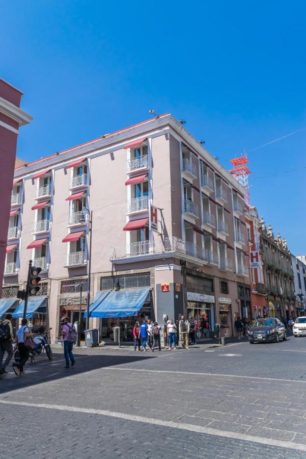 Hotel Posada Guadalupe ปวยบลา ภายนอก รูปภาพ